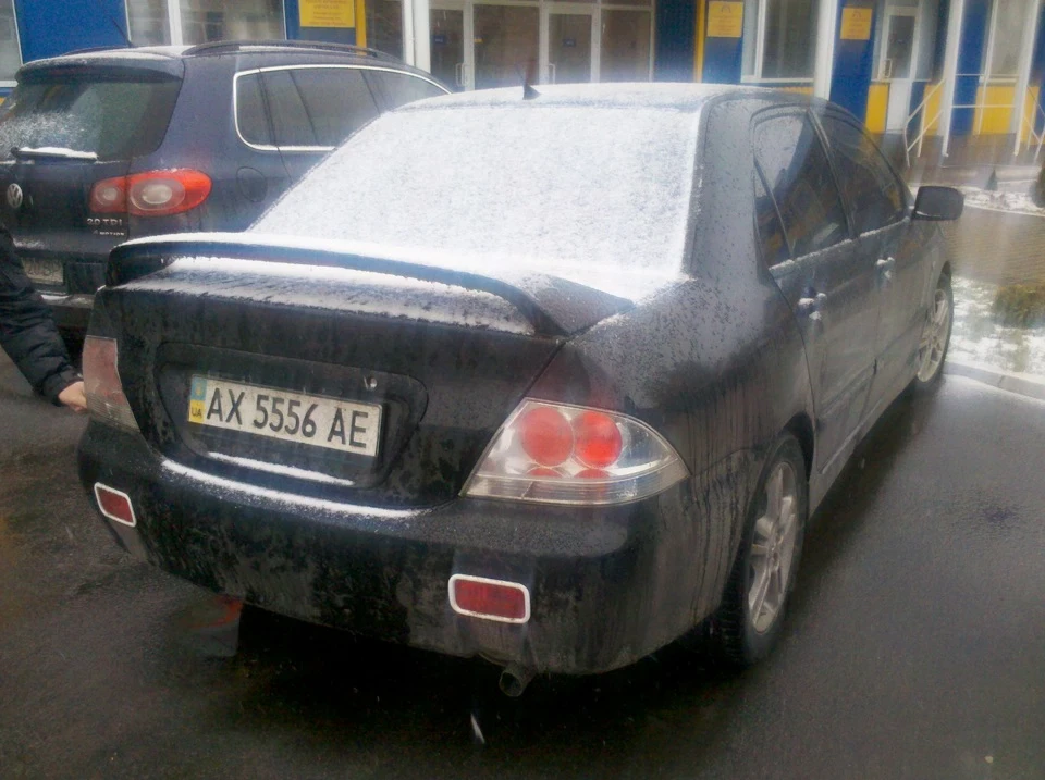 Виїхав