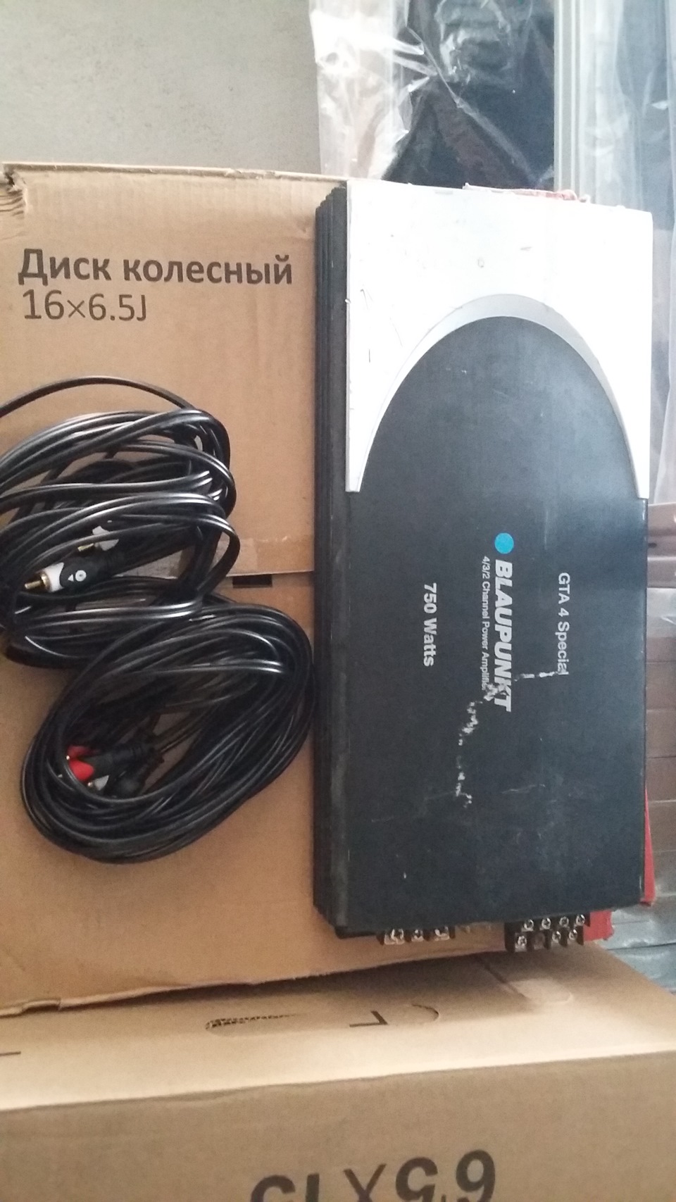 Підсилювач Blaupunkt 1