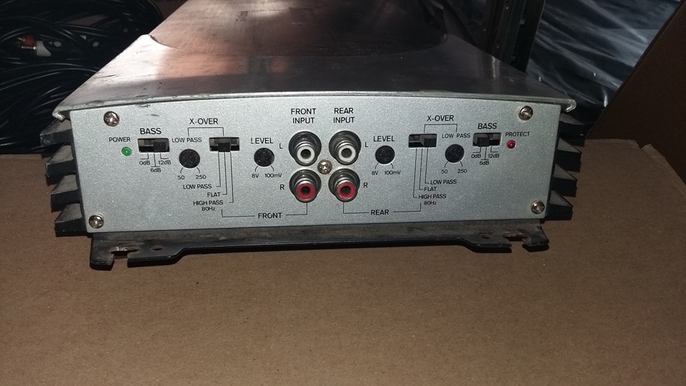 Підсилювач Blaupunkt 3