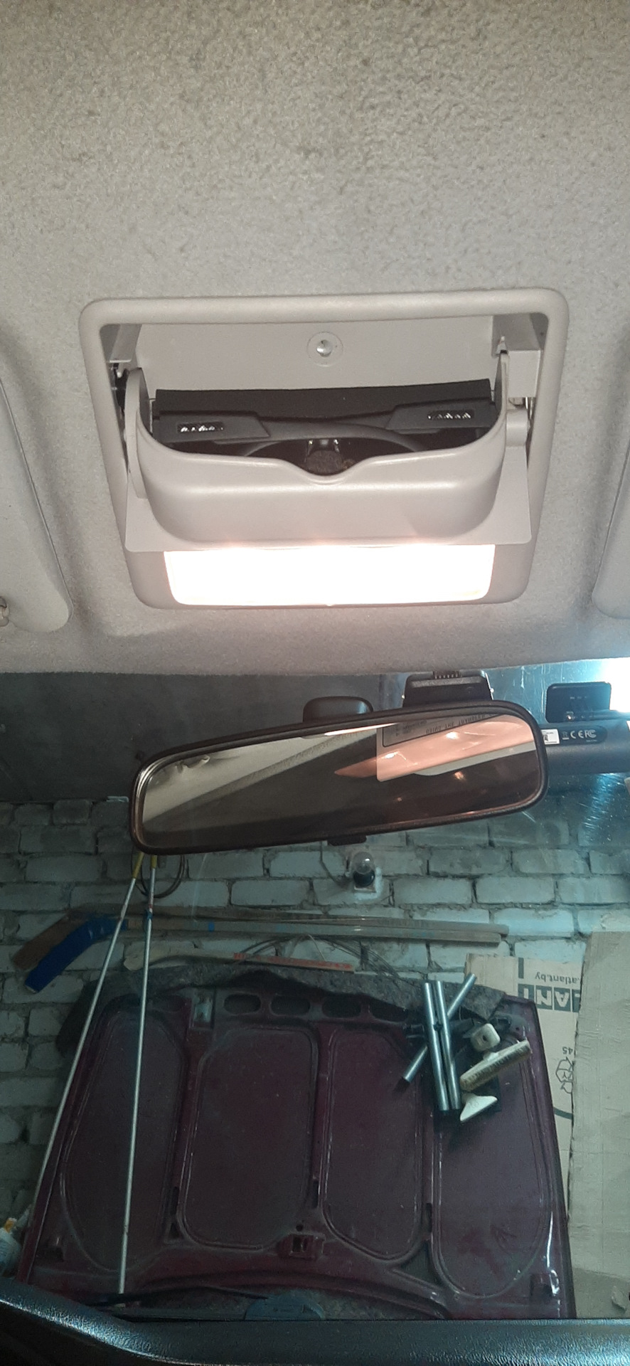 Плафон салона Mitsubishi l200 5