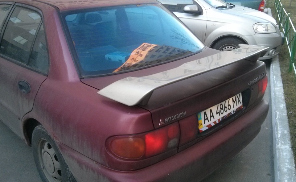 JDM початок: Stikerbomb спойлер, номерні рамки, Domo Kun та ковпачки гранатки 2