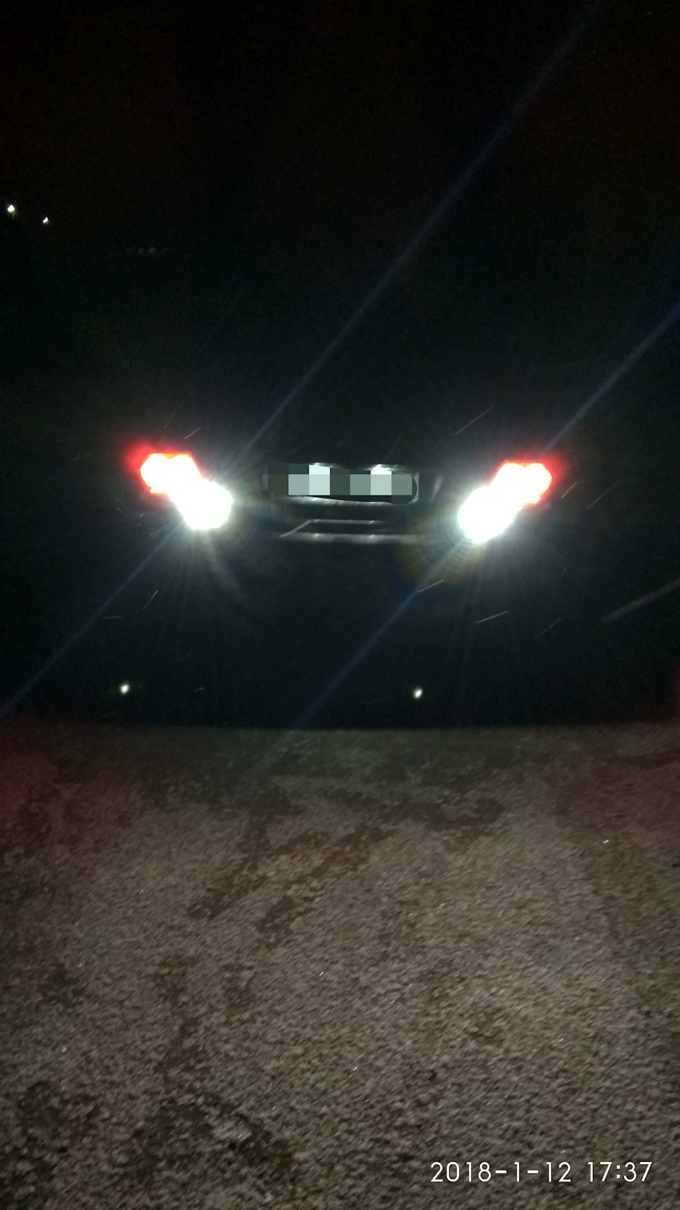 LED лампи у ліхтарі заднього ходу. 1