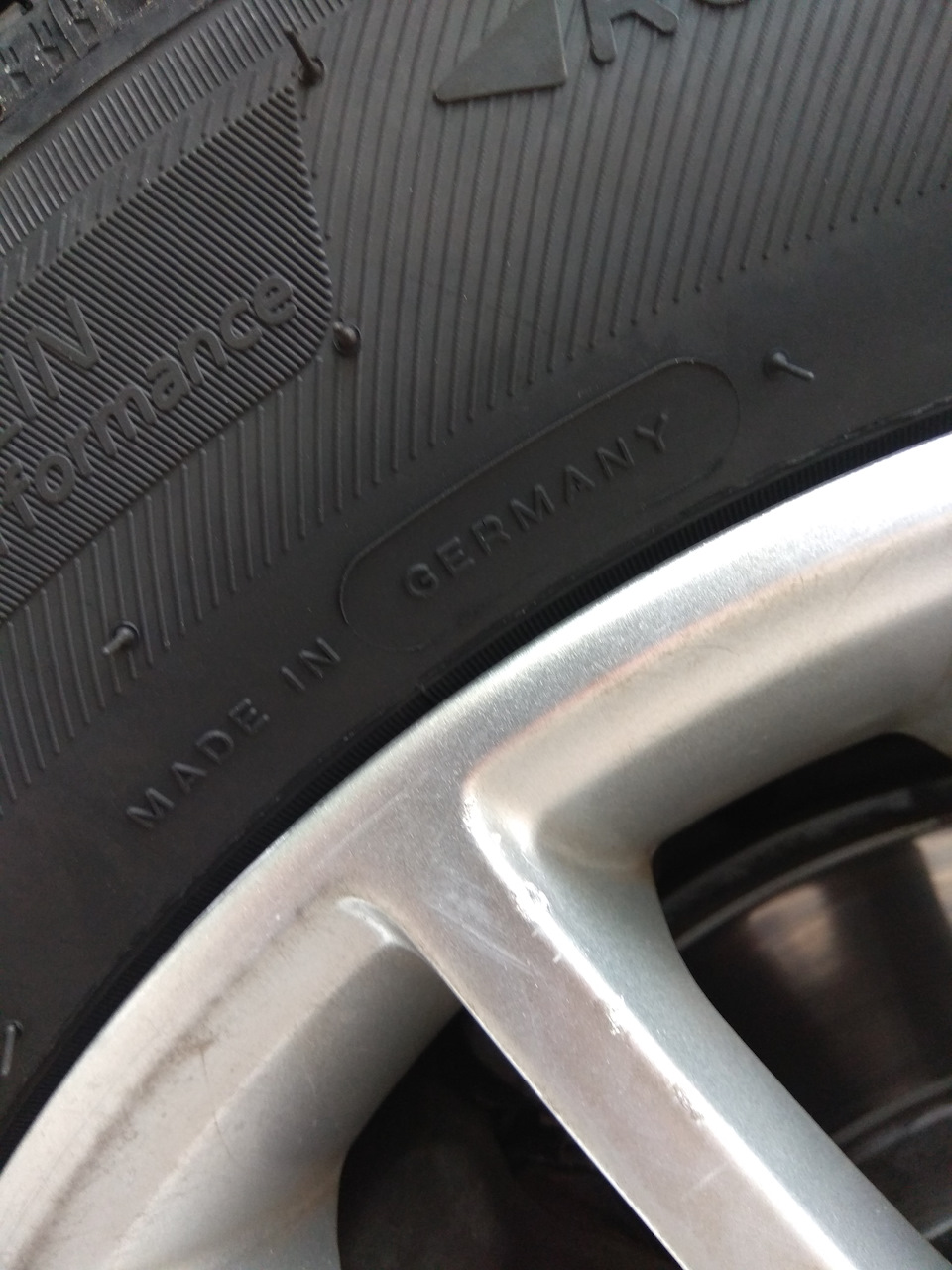 Michelin Cross Climate 195/60 R15 92V 2