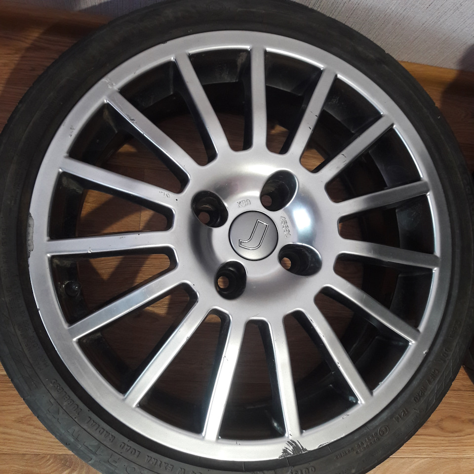 Не втримався! Сумуючи за авто купив R17 Rondell ^_^ 2