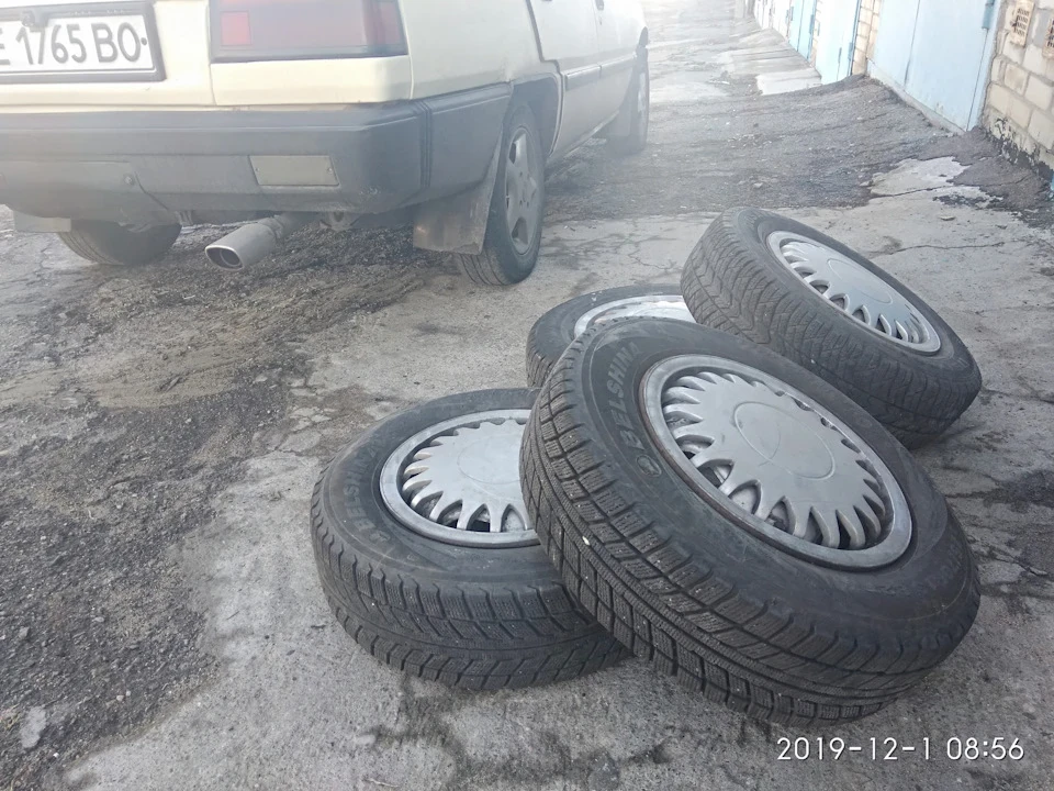 Перевзувся. Заміна двірників .
