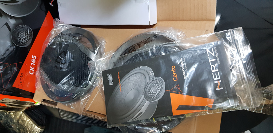 Компонентна акустика Hertz CK 165 CENRTO 1