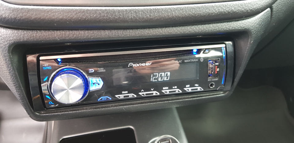 Заміна автомагнітоли на Pioneer DEH-S 5000 bt 4