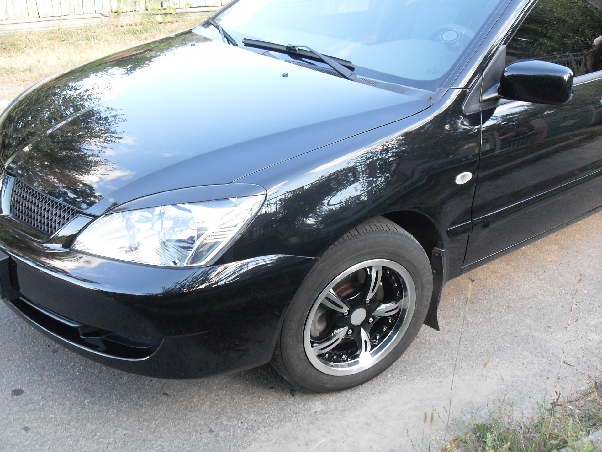Обул диски Racing Wheels 4