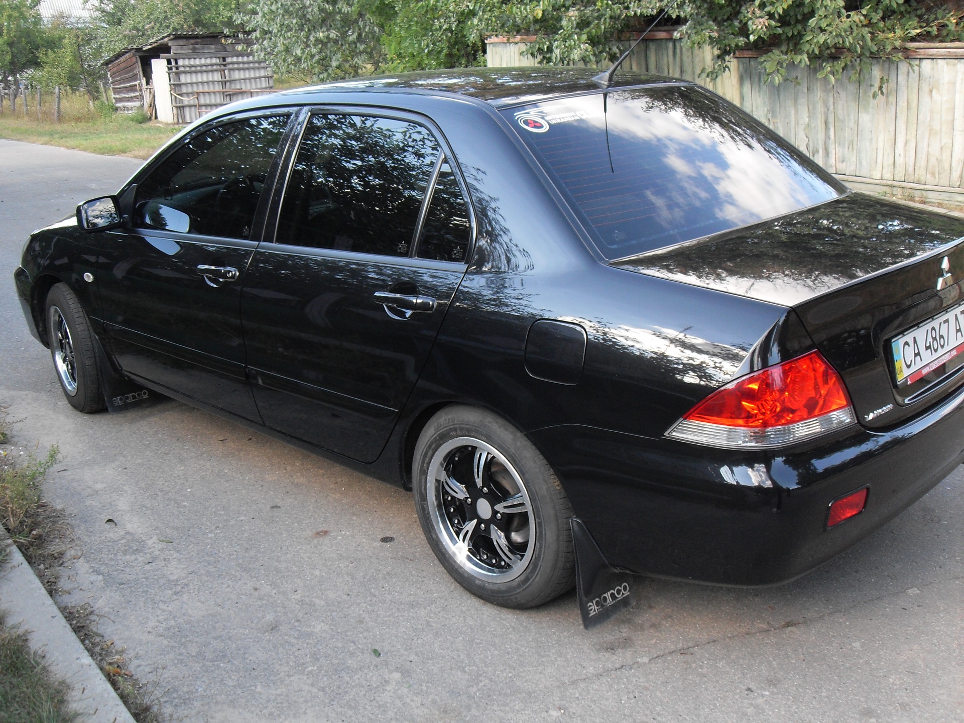 Обул диски Racing Wheels 3