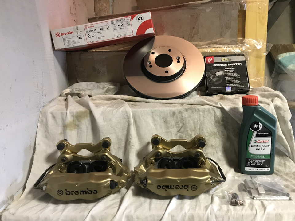 Передні 4-х поршневі гальма BREMBO 1