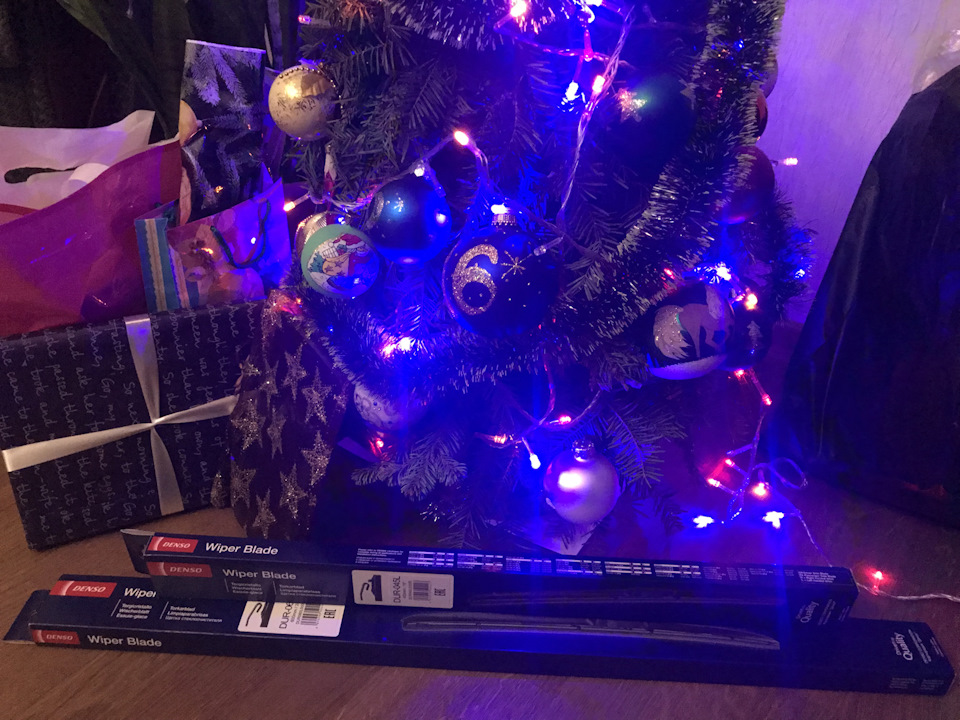 Всіх з наступаючим Новим Роком 🎄🎄🎄 та подарунок Denso щітки)) 4