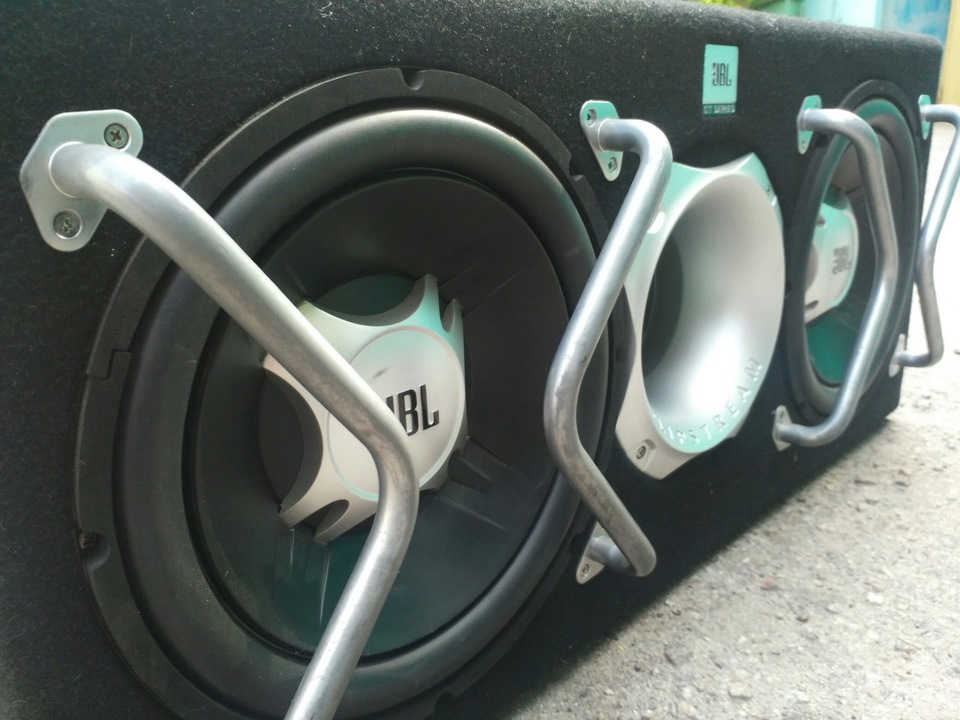 продам Сабвуфер JBL GT5-2402BR 2