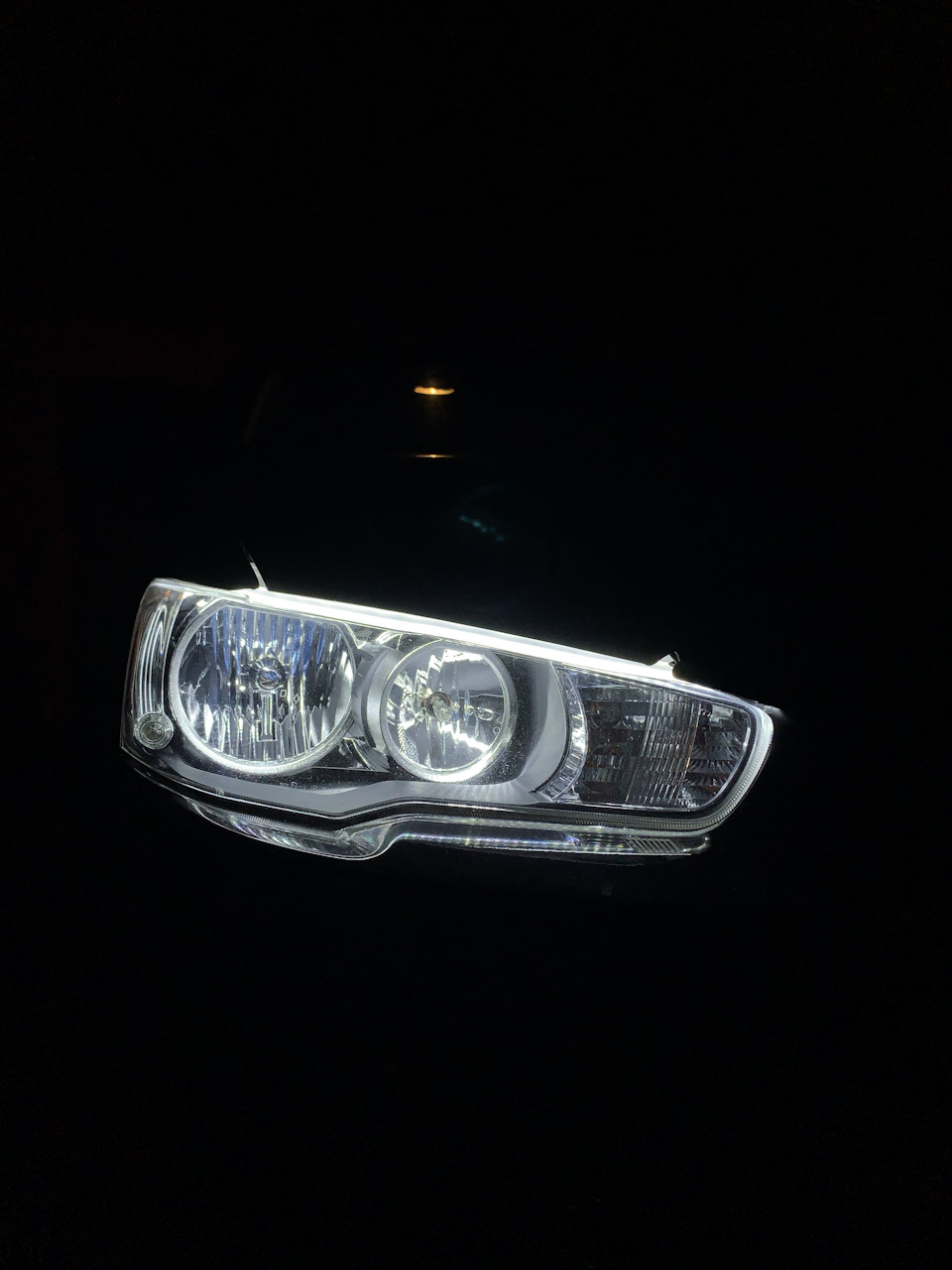 Діодна передня оптика Lancer X 1
