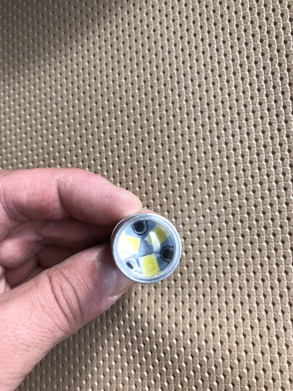 Поставив LED лампи заднього ходу 3