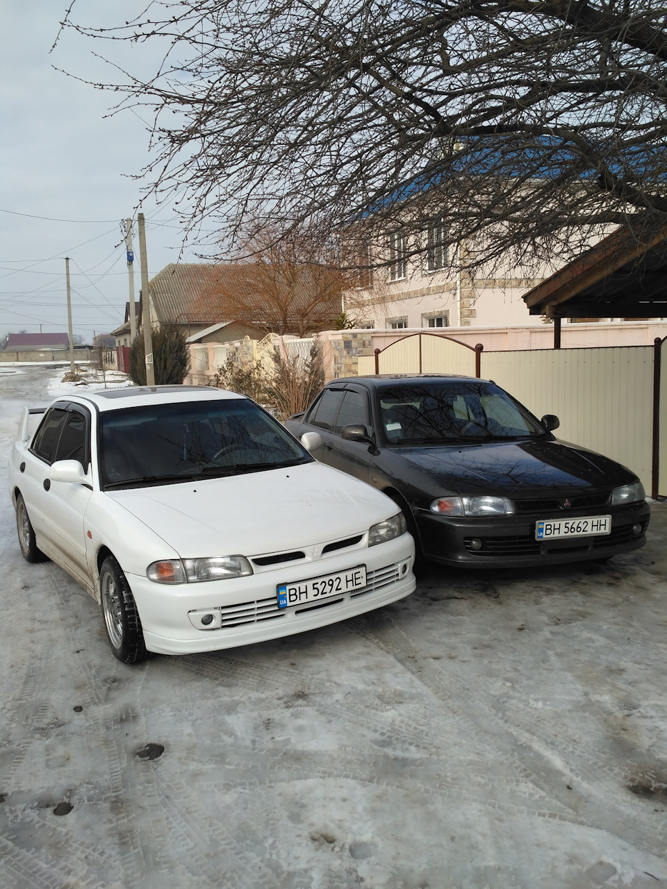 дефлектори вікон lancer v 92-95 рік 5