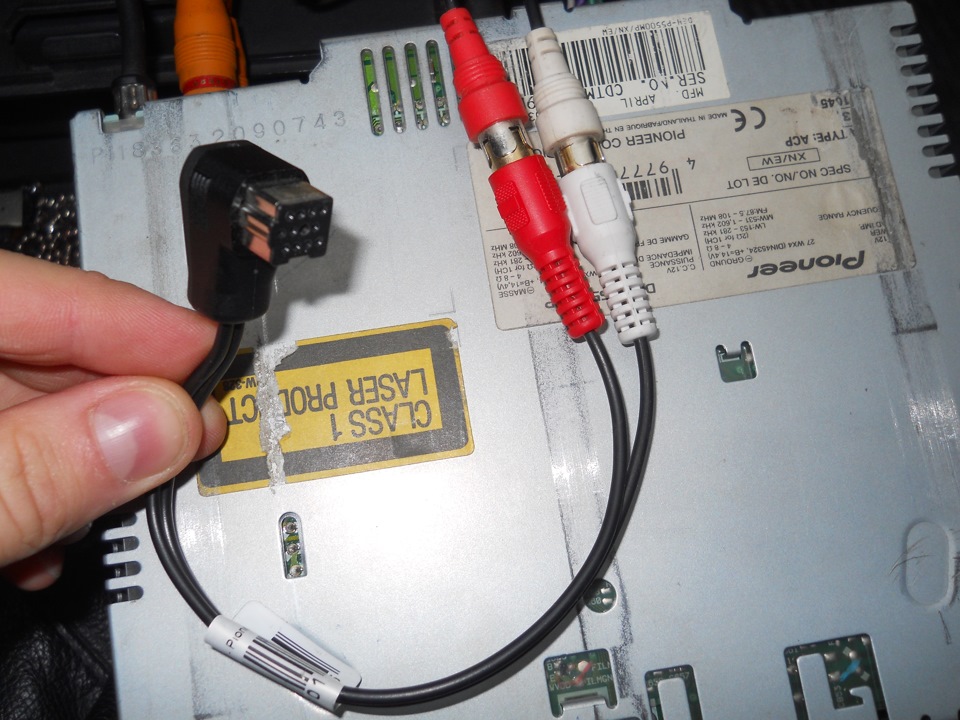 IP-BUS RCA - AUX! 1
