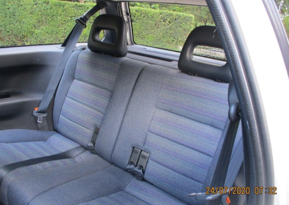 Mitsubishi Colt 4