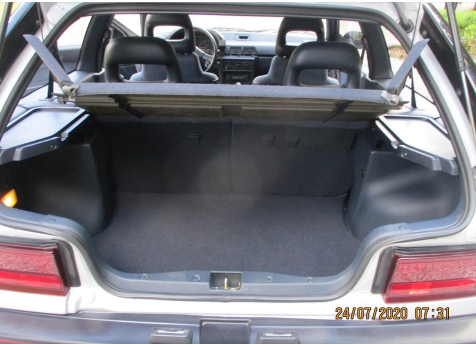 Mitsubishi Colt 5