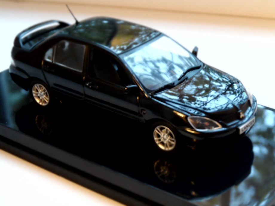Купив собі ще Mitsubishi Lancer IX 1:43 1