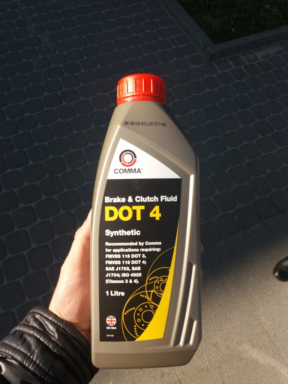 Тормозна рідина DOT4 1