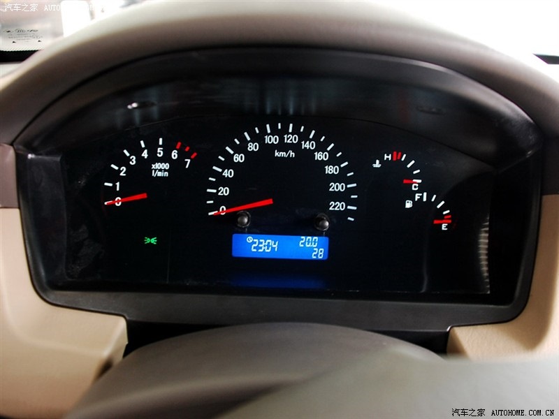 Mitsubishi lancer IX і Chery Elara подібність і відмінність, чи хтось спостерігав 2