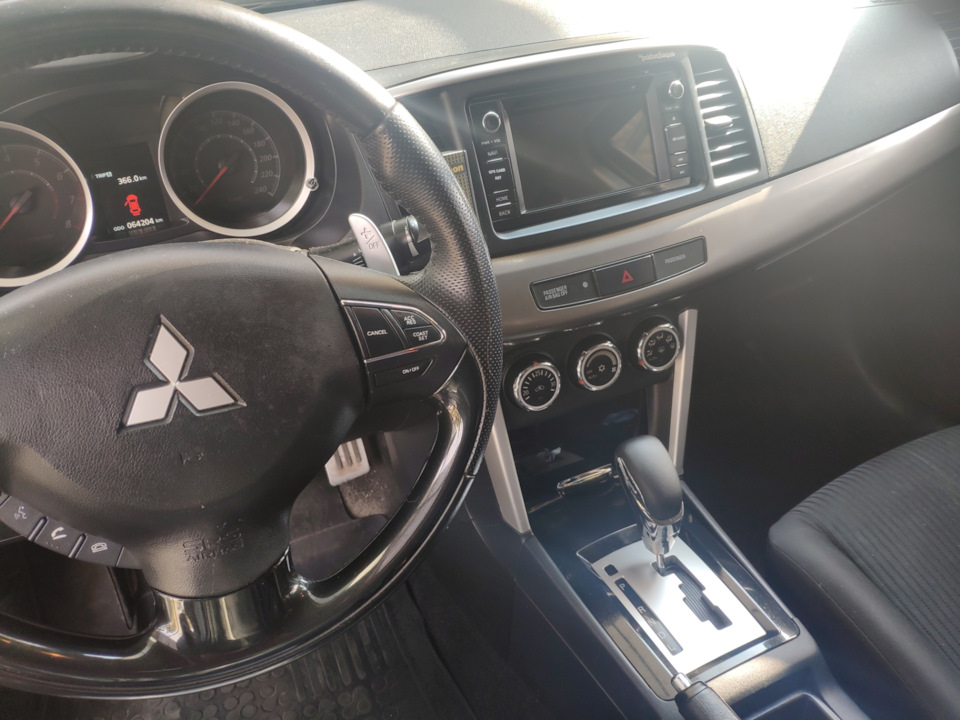 Рестайлінг салону Lancer 10 закінчено 1