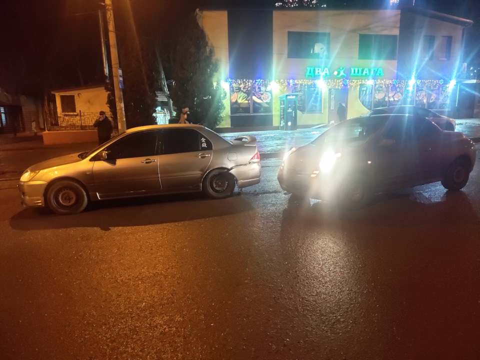 Знову ДТП і знову по бамперу 3
