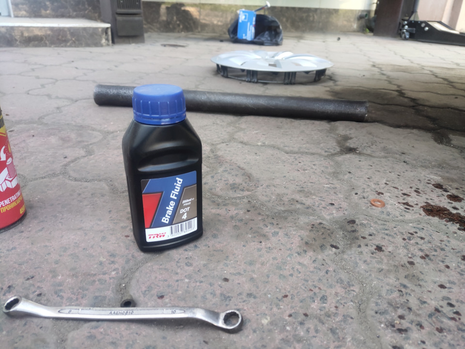 Заміна гальмівного шланга 2