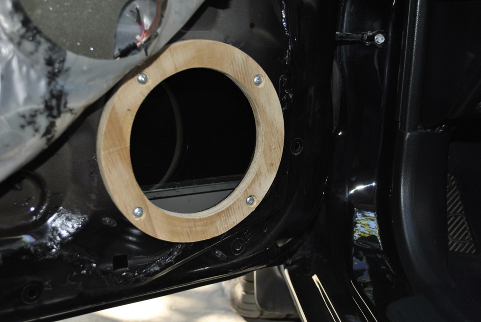 Установка Focal KRXS 3