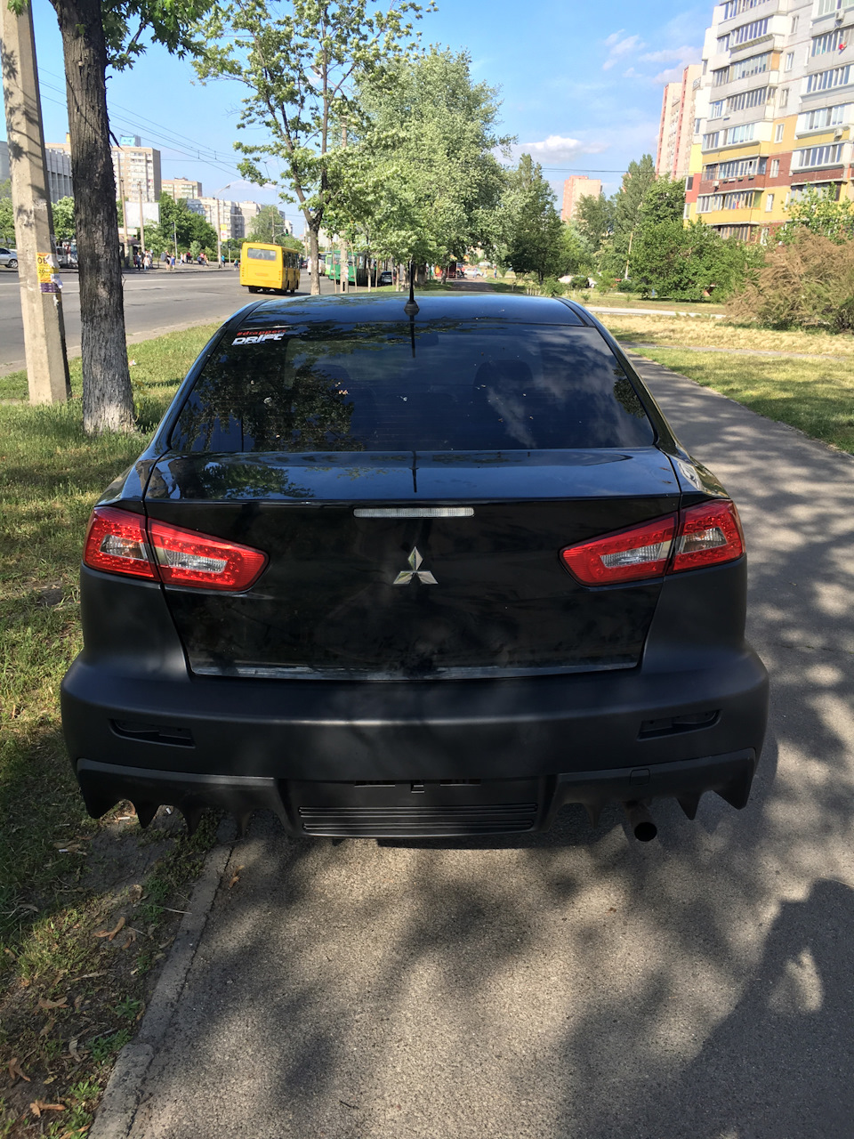 Задній бампер Evo style 1