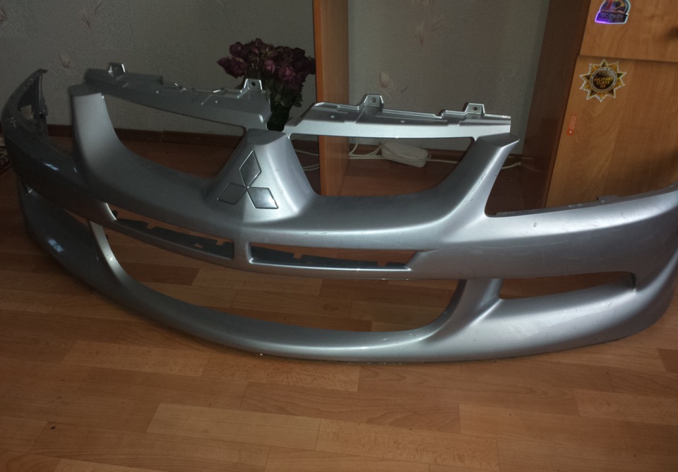 Бампер EVO VIII 3