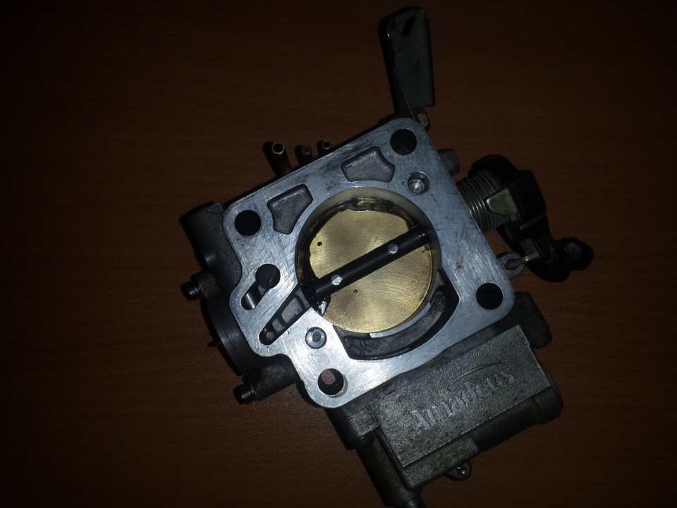 Дросельний вузол Amadeus 2