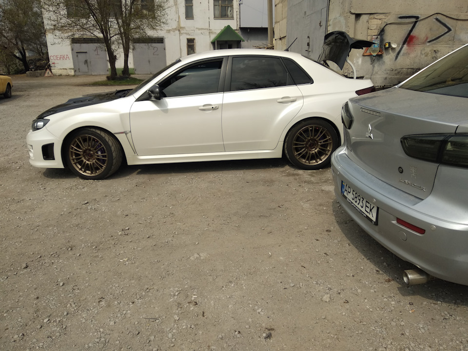 Тормозні колодки Hi-Q for Mitsubishi lancer і ревізія гальм 4