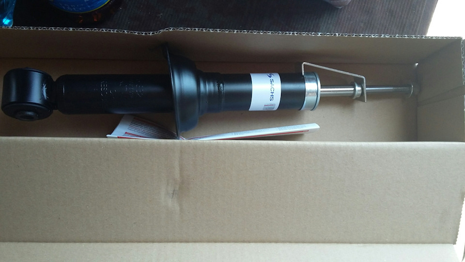 Заміна задніх амортизаторів SACHS 1