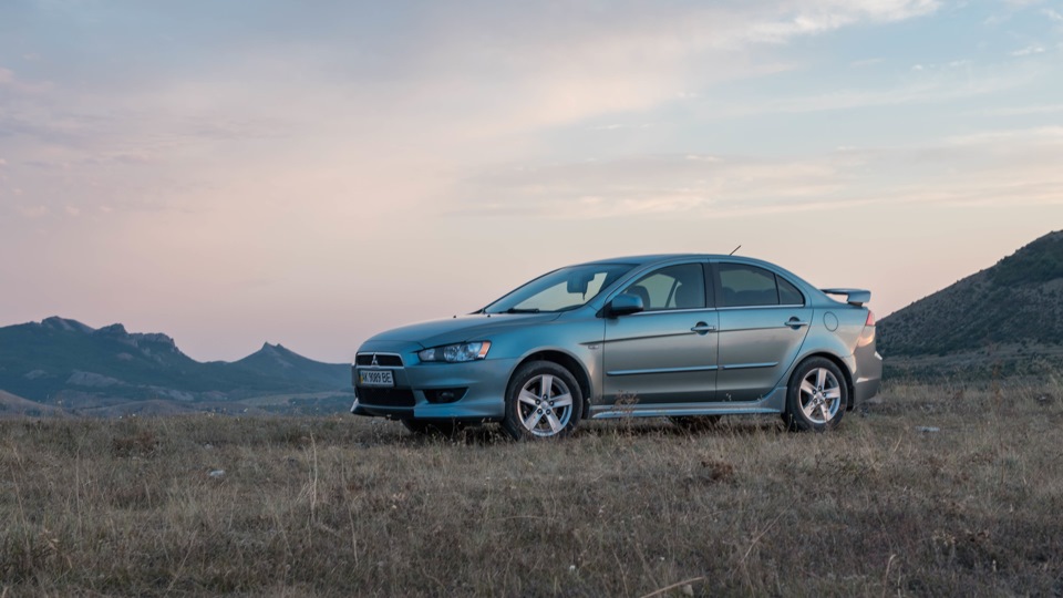 Повернулися до Mitsubishi Lancer 1