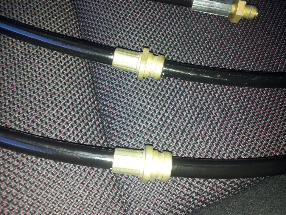Армовані гальмівні шланги Lancer 9 3