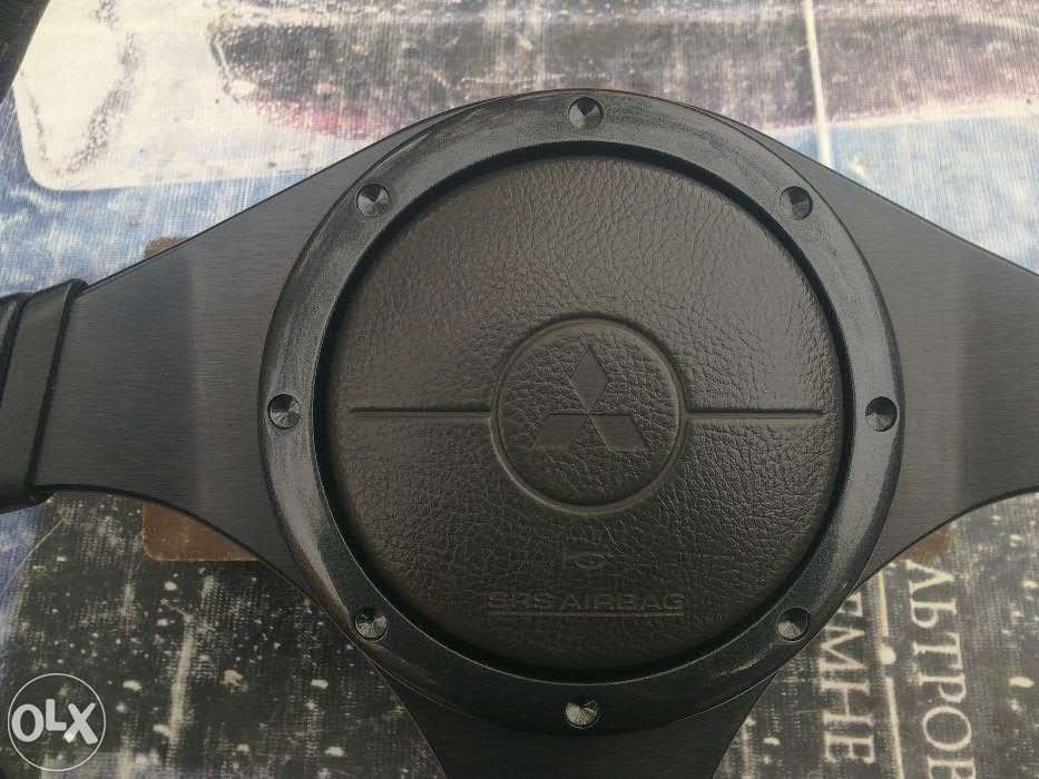 MOMO від EVO 9 для Lancer 9 4