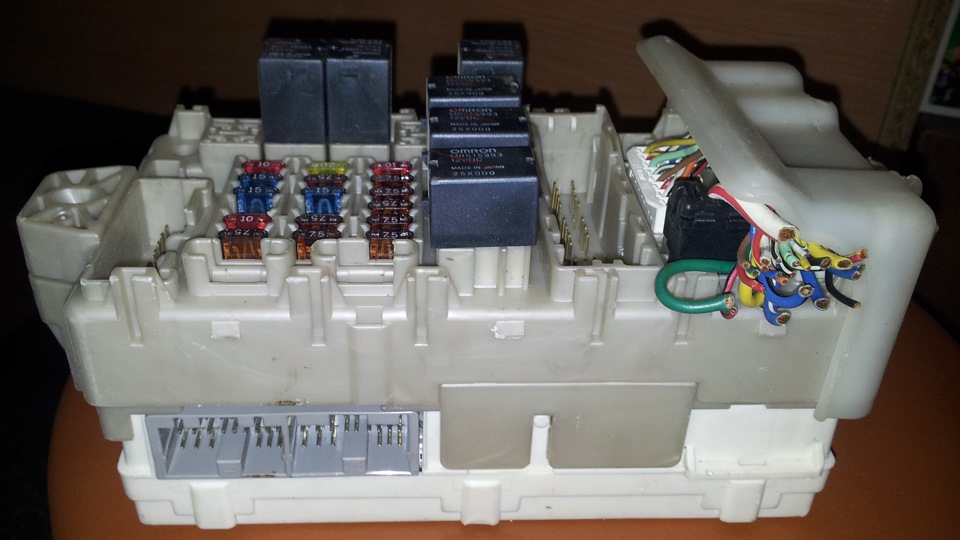 Дзеркала з приводом складання + ETACS від Cedia на Lancer 9 5