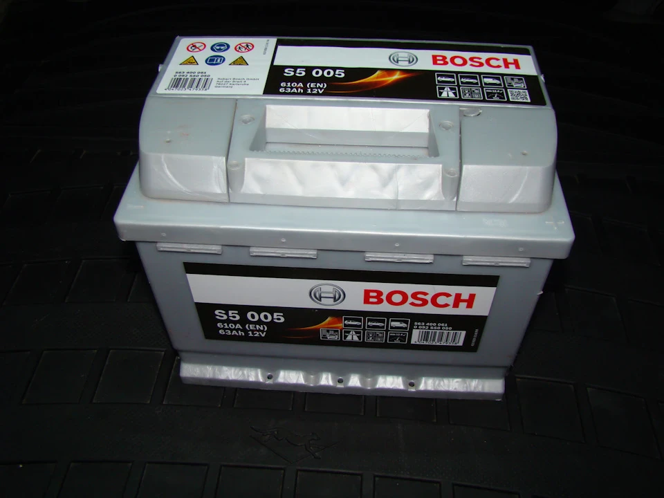 Нова АКБ - Bosch Silver Plus .