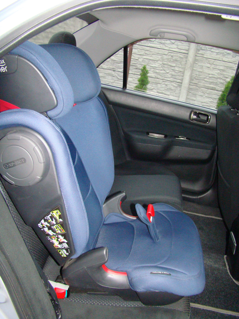 Нове крісло для VIP пасажира (BRITAX ROMER KIDFIX III M). 3