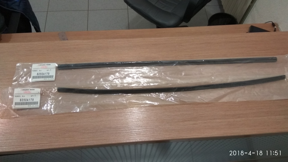 Заміна гумок на двірниках DENSO Hybrid Wiper Blade. 4