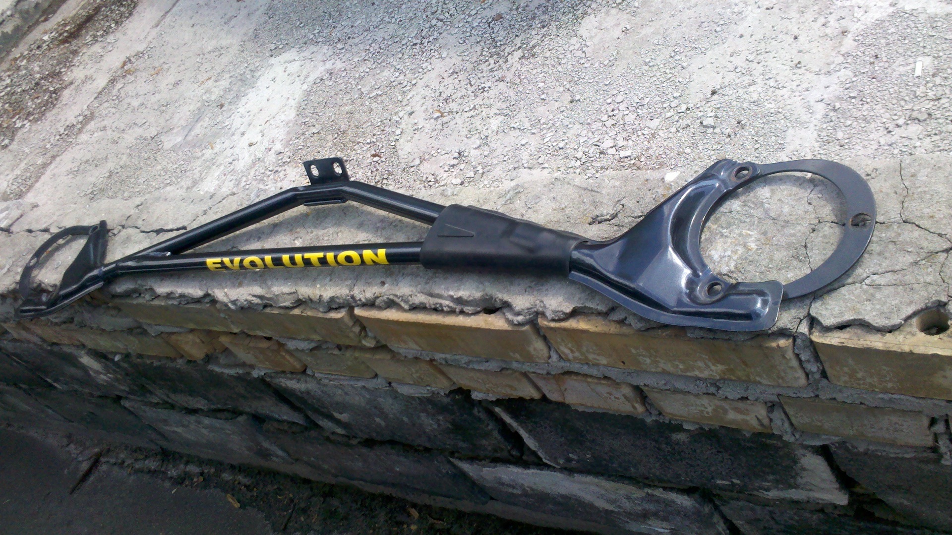 Greddy Front Strut Tower Bar Mitsubishi Lancer Evolution VII-IX 1