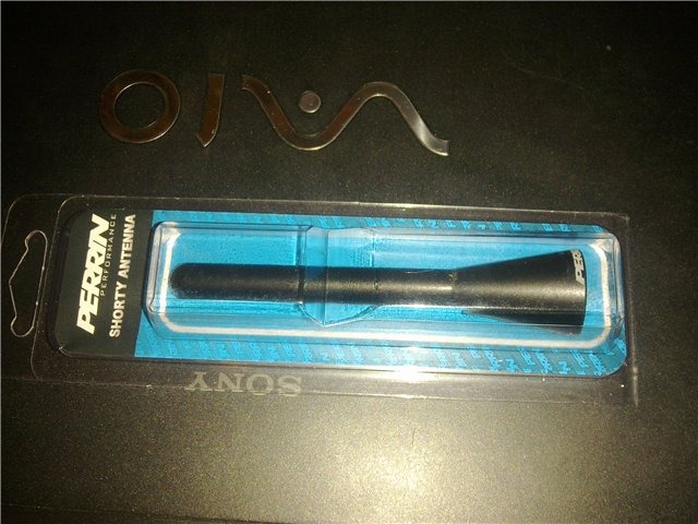 Perrin 4 Shorty Antenna - EVO 8/9 1