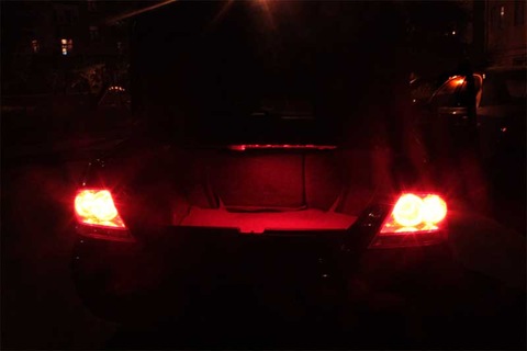 Червоне підсвічування 3