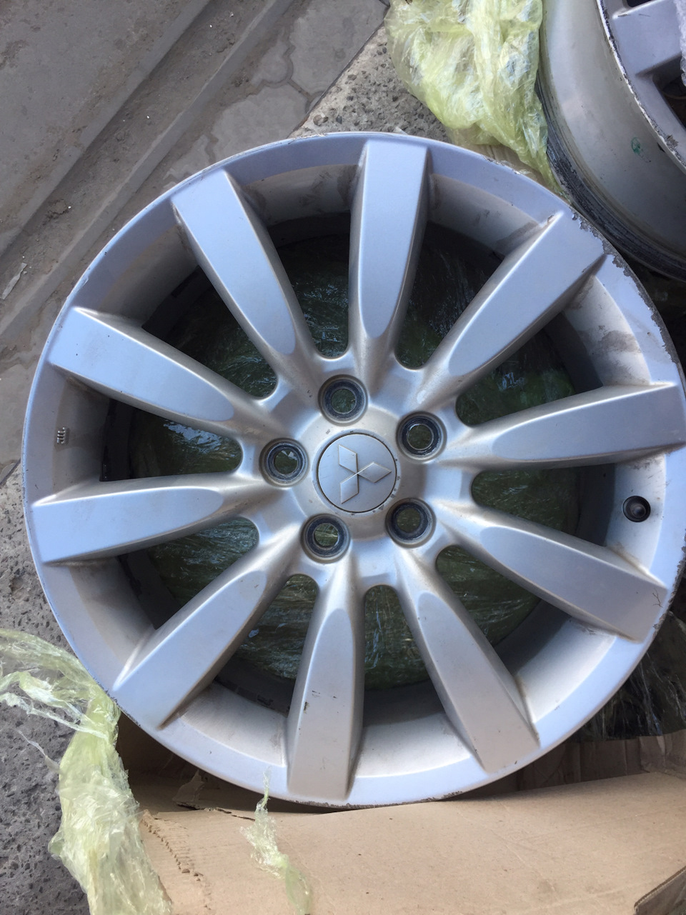 Прикупив комплект дисків Ralliart 2