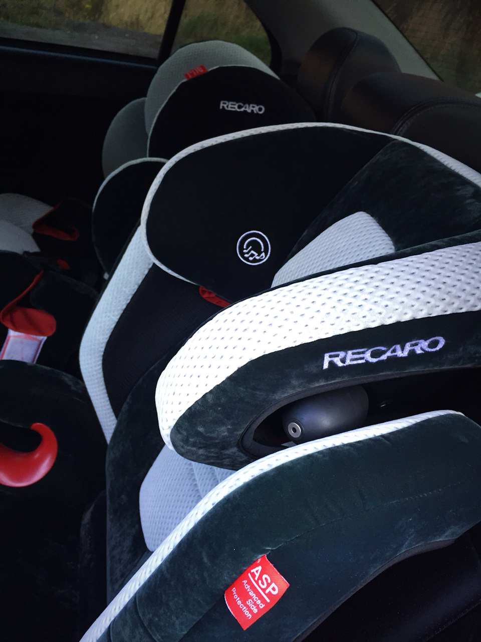 Recaro для малюків 3