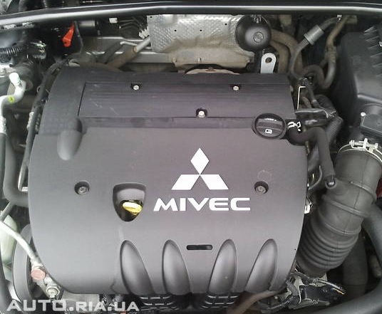Робота двигуна 2.0L на холостих обертах. 3