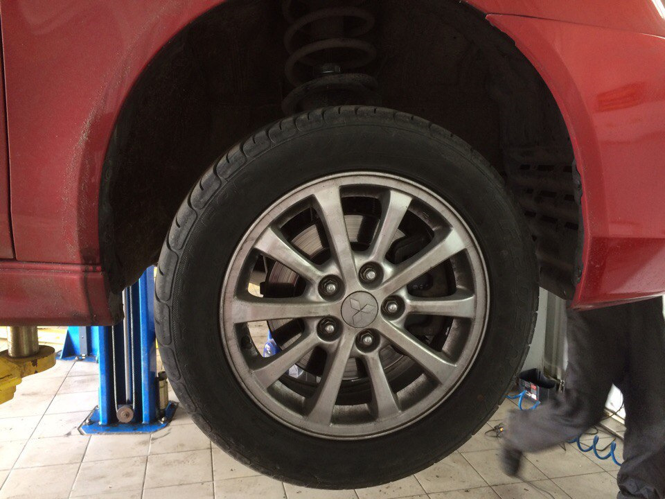 Підкинув нові колодки Bosch 0 986 424 523 4
