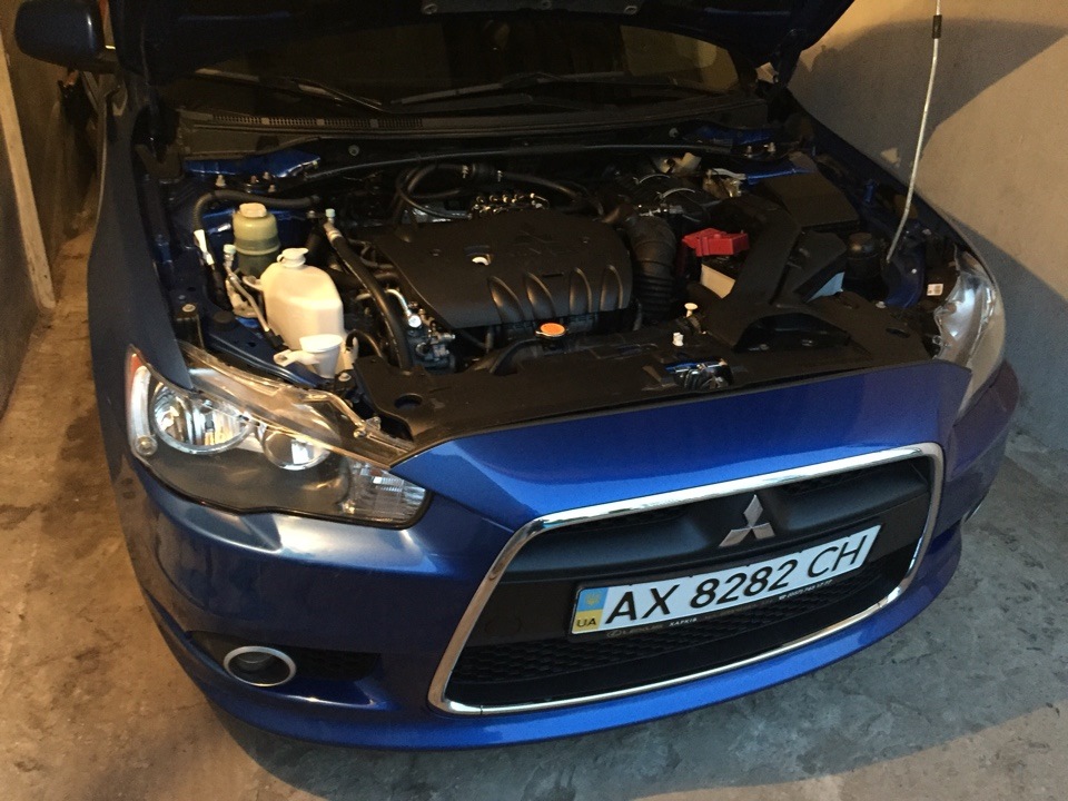Мийка двигуна на Lancer X 3