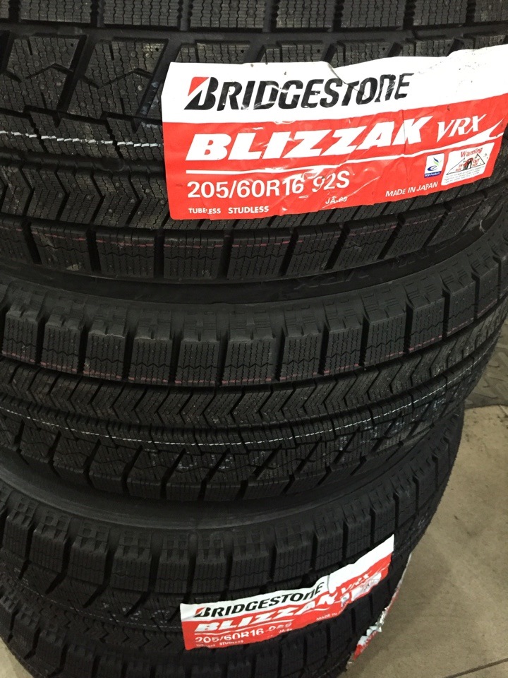 Шини Bridgestone Blizzak VRX 205/60 R16 92S 5